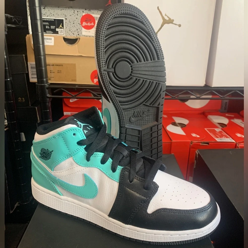 Nike Air Jordan 1 Mid Tropical Twist Black Shoes 554725-132 (GS) Youth Sizes - Picture 3 of 11
